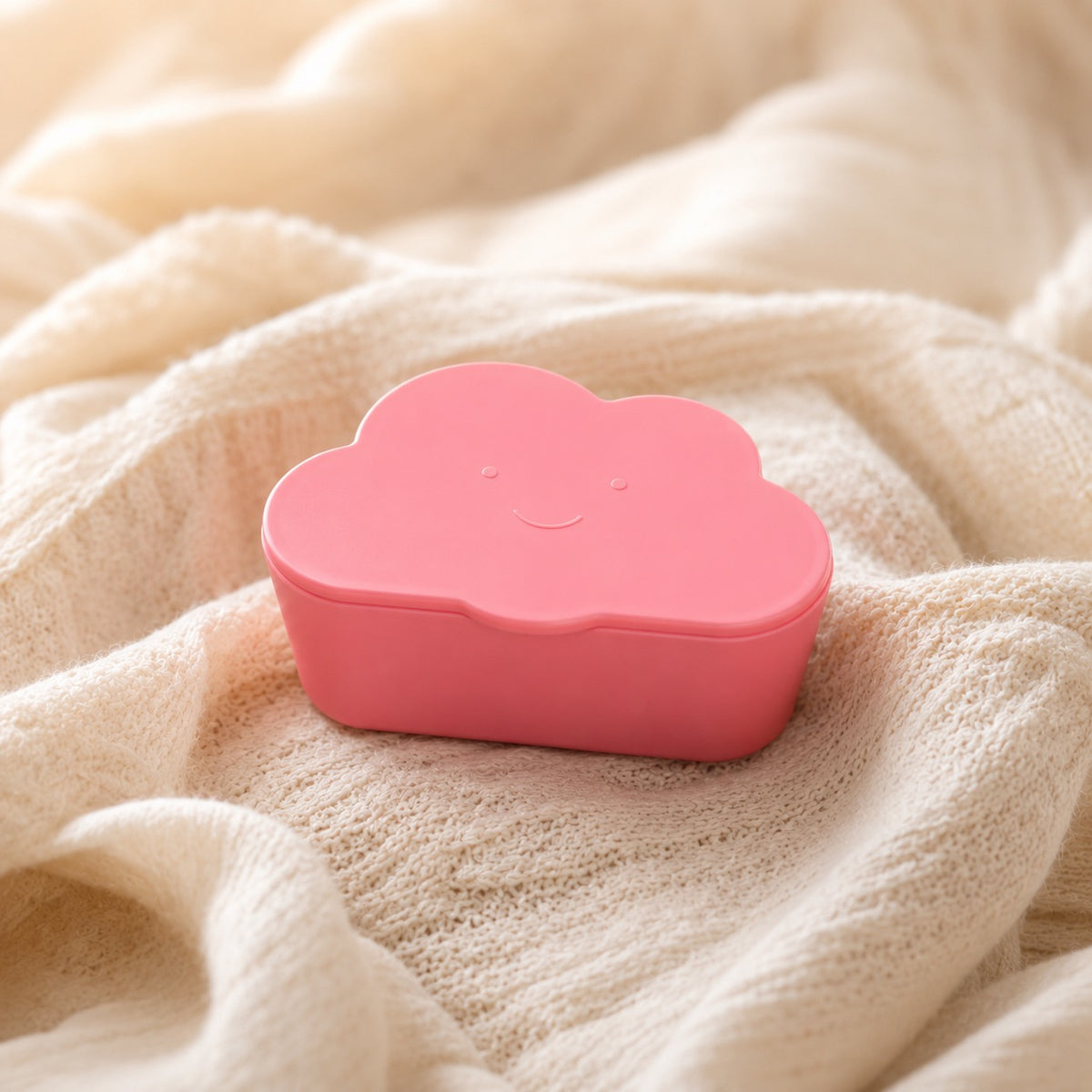 Little Cloud Snack Box in Soft Pink – main view
